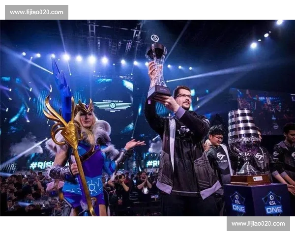 那些年，Ti冠军的光环下，是怎样的辛酸与汗水